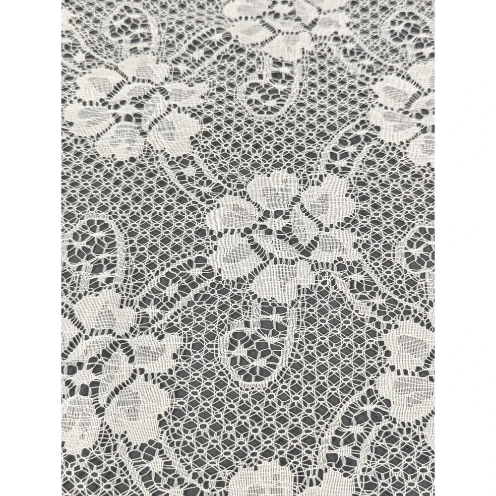 Vintage White Floral Lace Square Tablecloth 33x32 Scalloped Edge Tea Decor